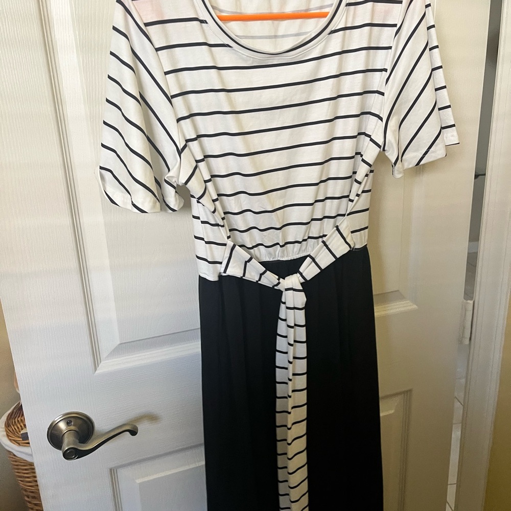 Striped Black & White Tie-Front Midi Dress